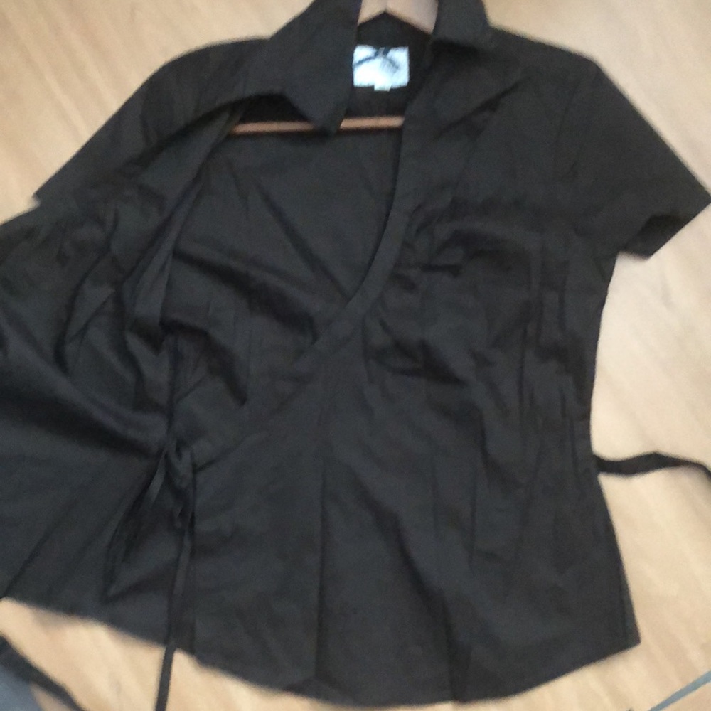 Elegant Black Wrap Blouse - Picture 4 of 8